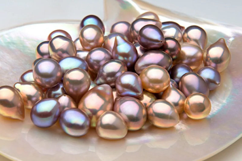 Do Different Pearl Shades Suit The Same Skin Tones?