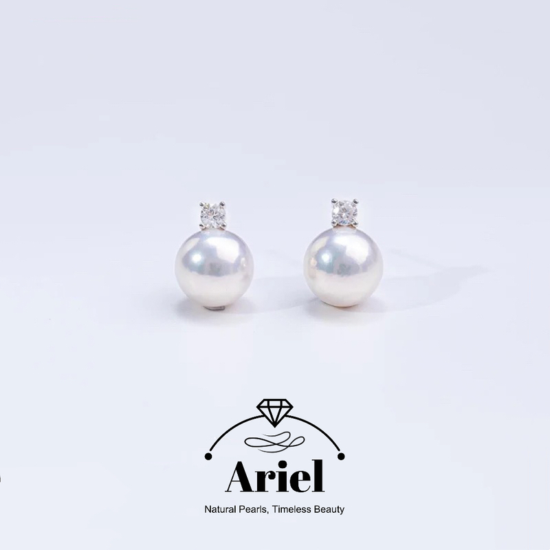 Ariel Round Natural Freshwater Real Pearl Light Luxury Earrings Made of Pure Silver, Featuring The Queen Dowager's Retro Palace Style Earrings for Women