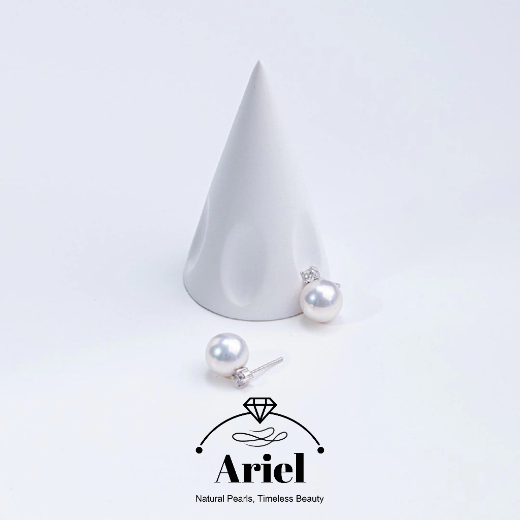 Ariel Round Natural Freshwater Real Pearl Light Luxury Earrings Made of Pure Silver, Featuring The Queen Dowager's Retro Palace Style Earrings for Women